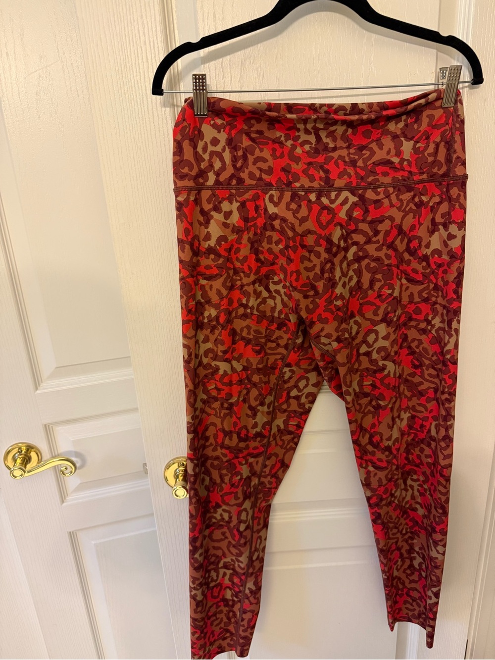aerie Red and Brown Leopard Print Leggings